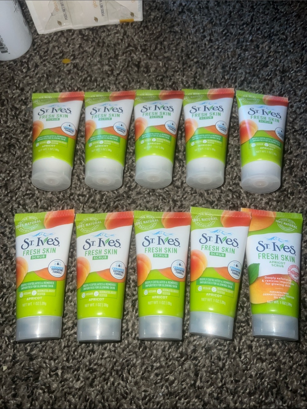 Fresh Skin Apricot Scrub - Green/Apricot